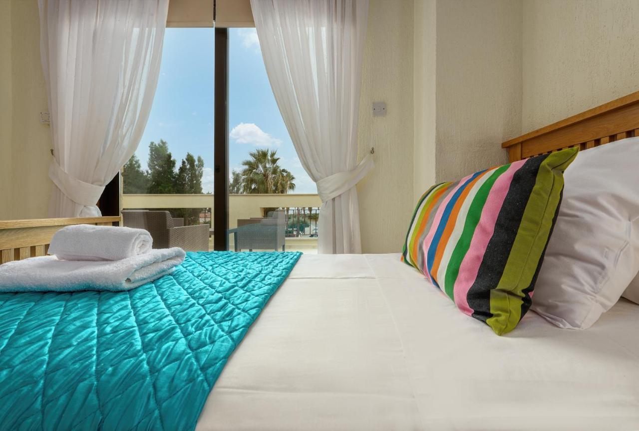 Villa Camelot By Ezoria Villas Coral Bay Bagian luar foto